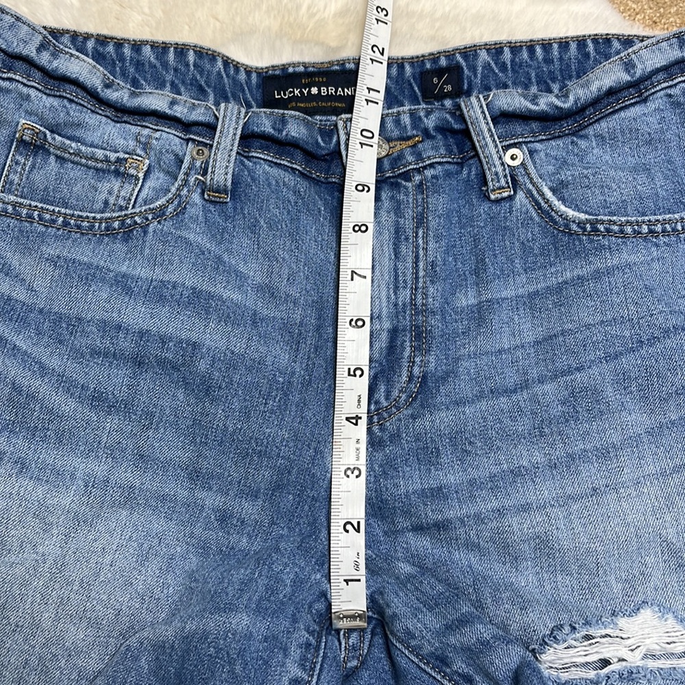 Lucky brand boyfriend Jean shorts size 6/28 - Picture 9 of 10